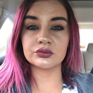 Meet your Posher, Jacquelyn